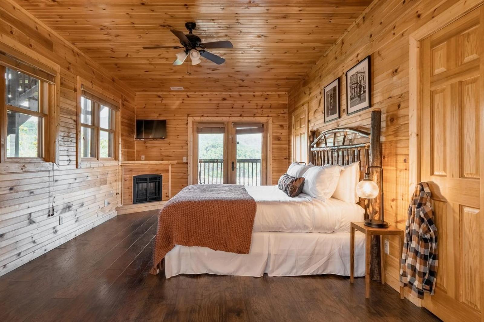 Hickory Ridge By Avantstay Incredible Private Elevated Cabin Sleeps 20 Gatlinburg Εξωτερικό φωτογραφία